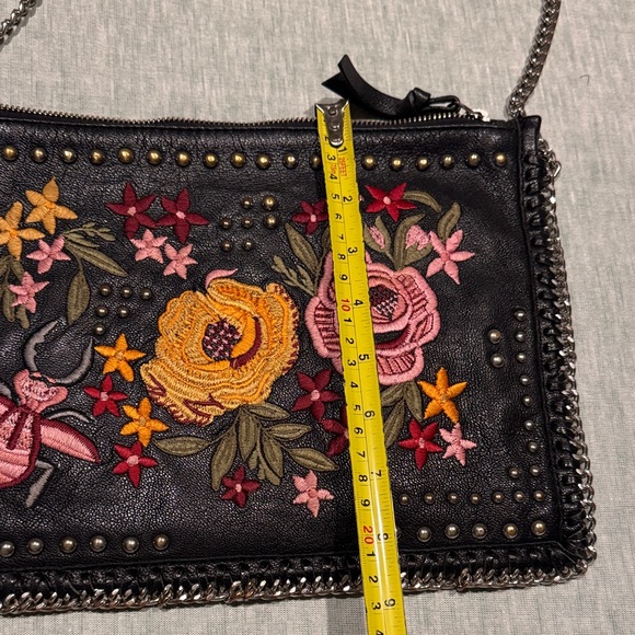 TOPSHOP Made in India Black Leather Floral Embroidered Chain Clutch - Picture 13 of 14